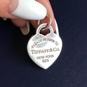 Return to Tiffany Heart Tag Charm
